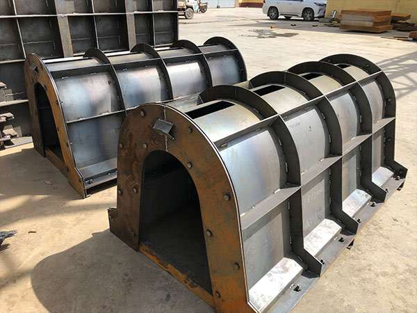 水溝u型槽模具
